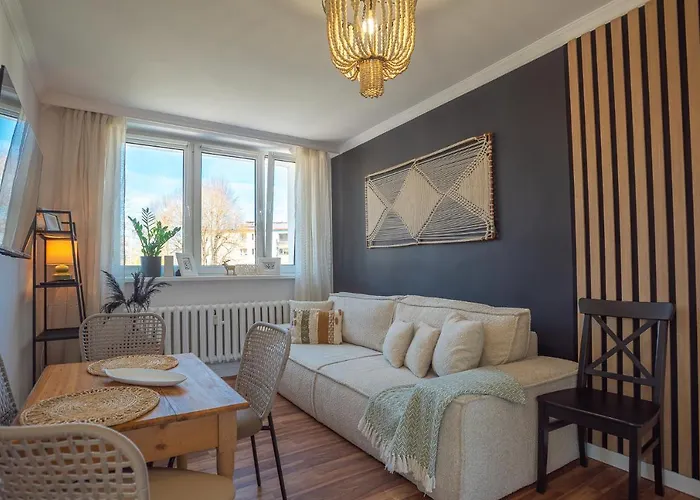 Bohema - Przytulne Mieszkanie Blisko Centrum I Dworca, Parter, Balkon, Park, Parking